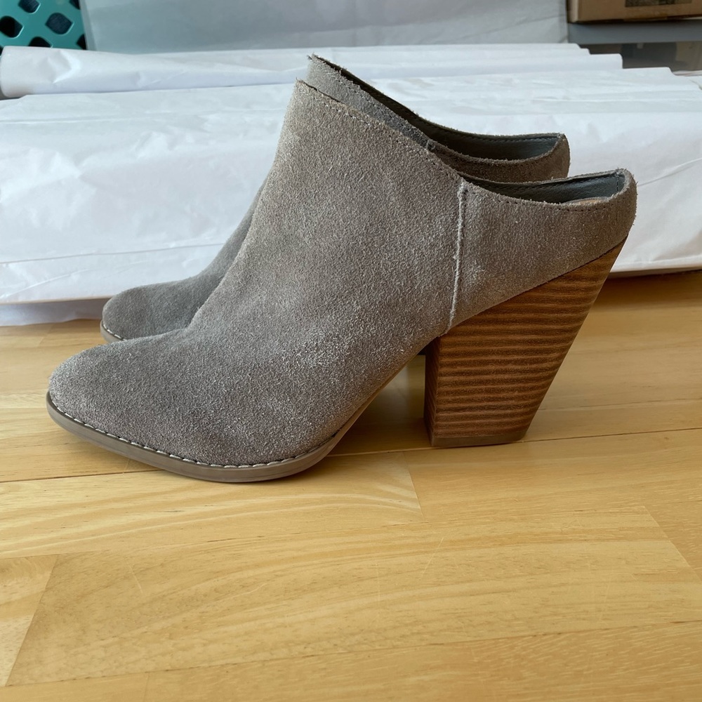 Booties backless